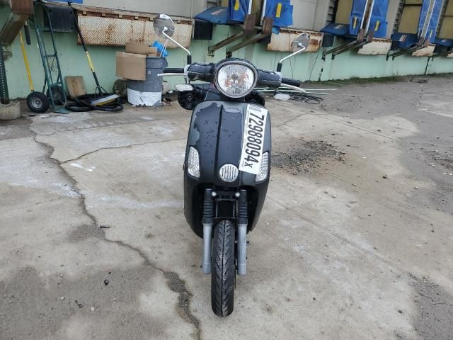 2022 Genuine Scooter Co. Buddy Kick