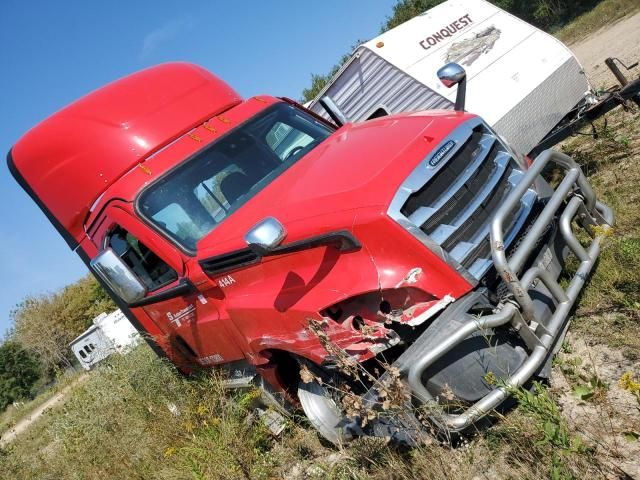 2024 Freightliner Cascadia 126