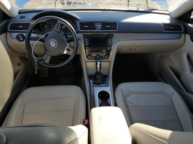 2014 Volkswagen Passat SE