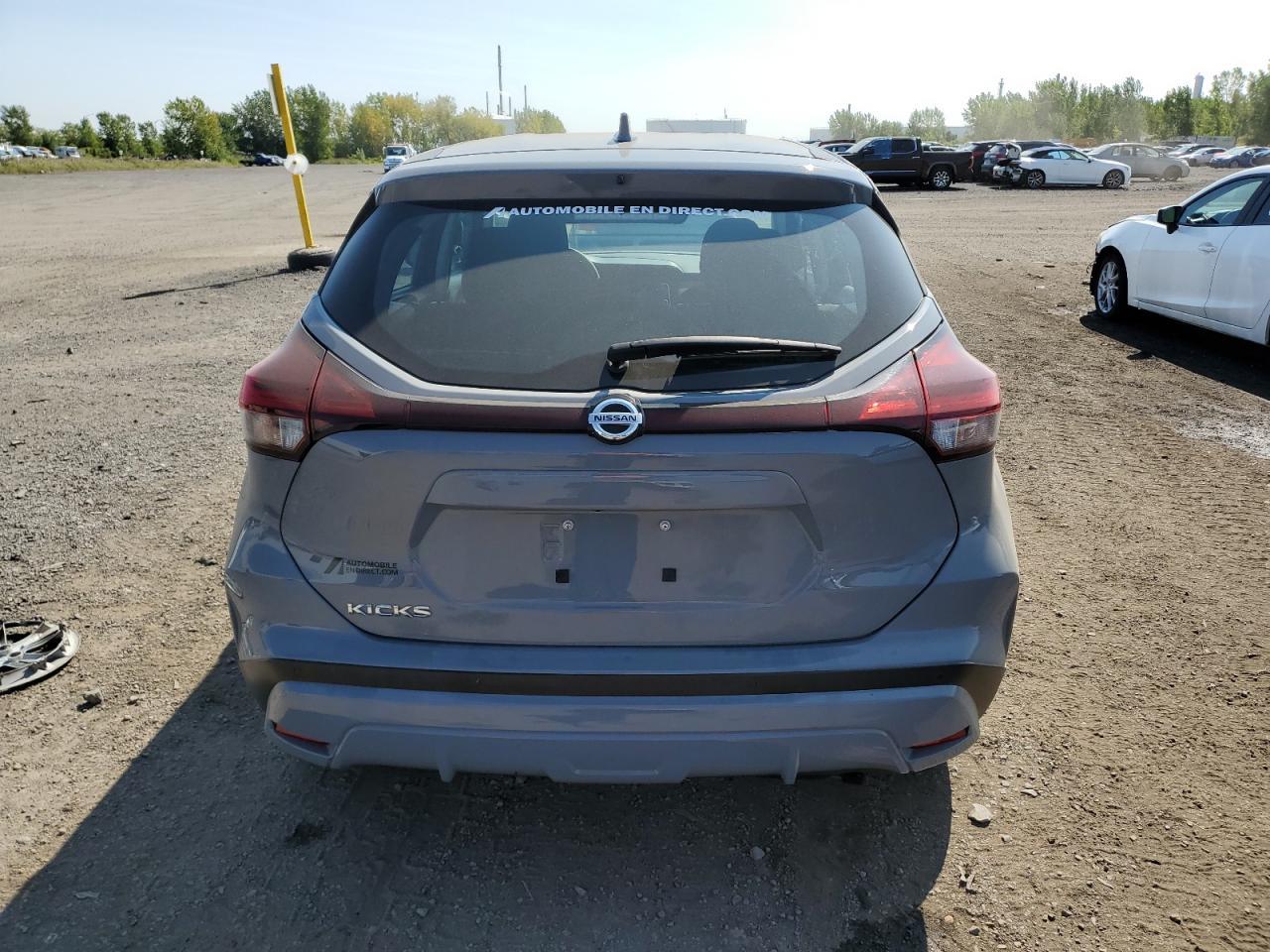 2021 Nissan Kicks s