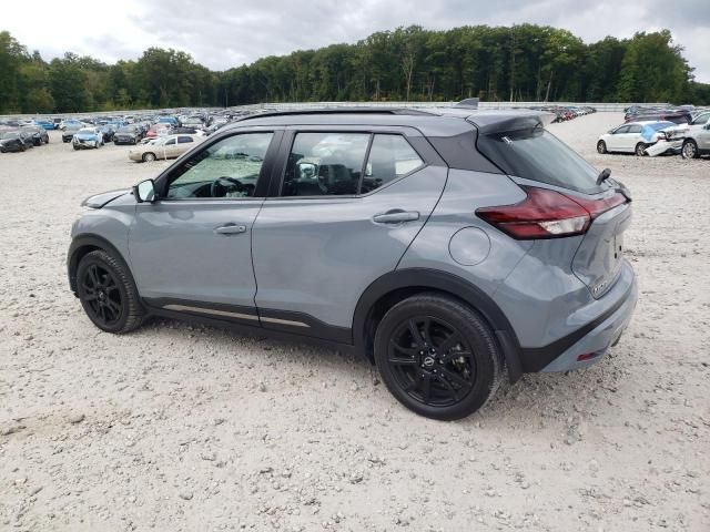 2022 Nissan Kicks SR