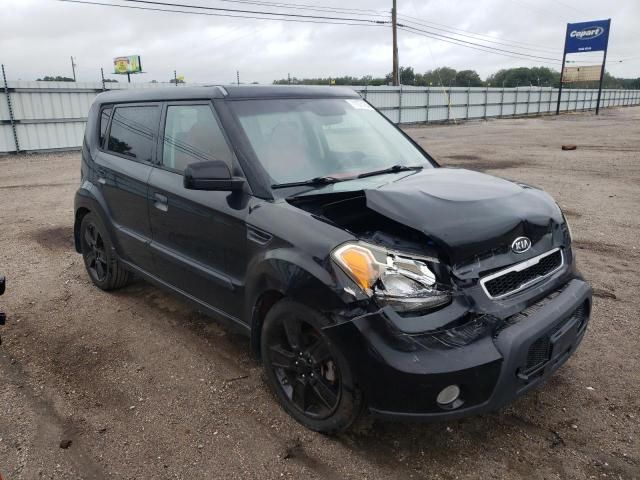 2010 KIA Soul +