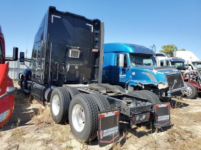 2016 Kenworth Construction T680