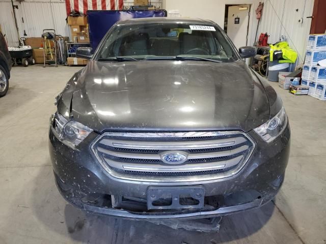 2018 Ford Taurus SEL