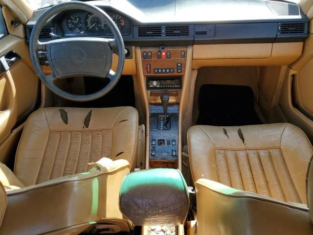 1987 Mercedes-Benz 300 E