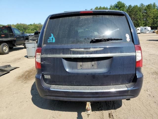 2014 Chrysler Town & Country Touring