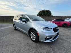 Chrysler Vehiculos salvage en venta: 2023 Chrysler Pacifica Touring L