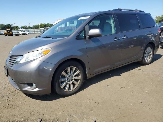 2011 Toyota Sienna XLE