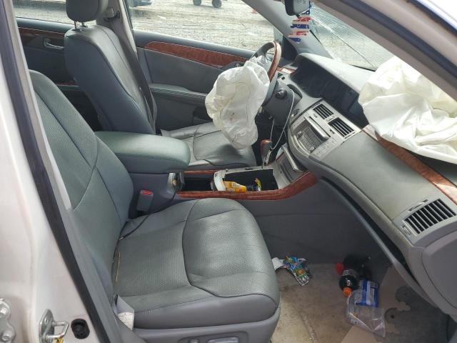 2005 Toyota Avalon XL