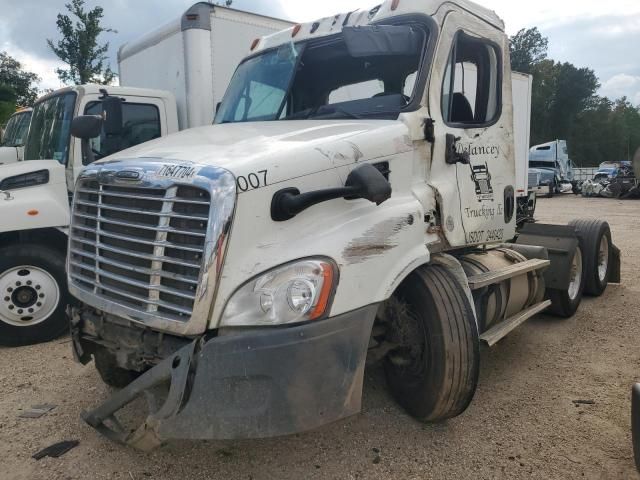 2017 Freightliner Cascadia 113