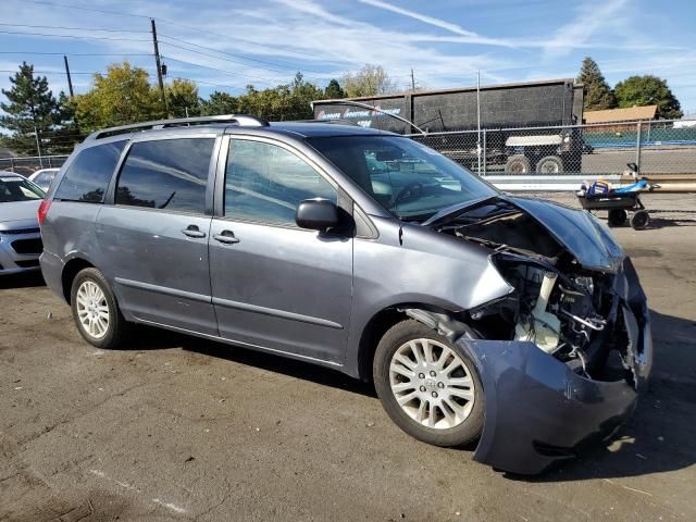 2009 Toyota Sienna LE