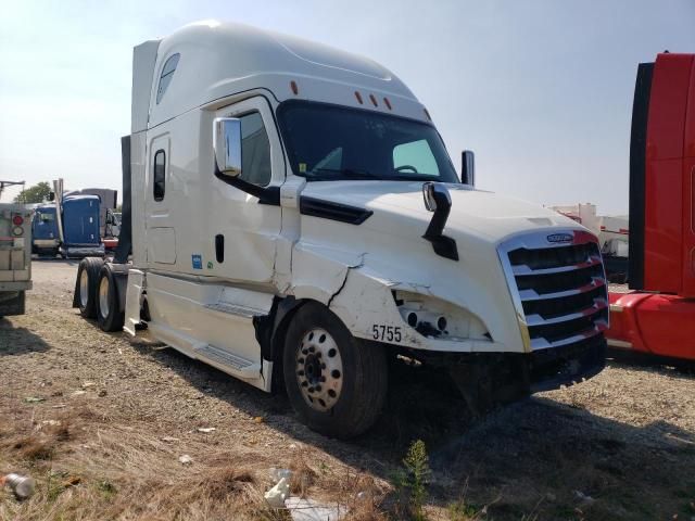 2020 Freightliner Cascadia 126