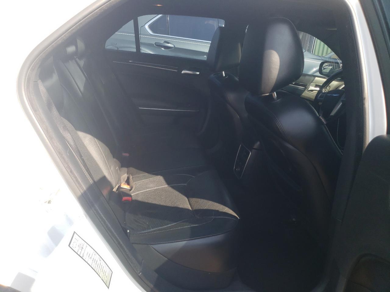 2014 Chrysler 300C