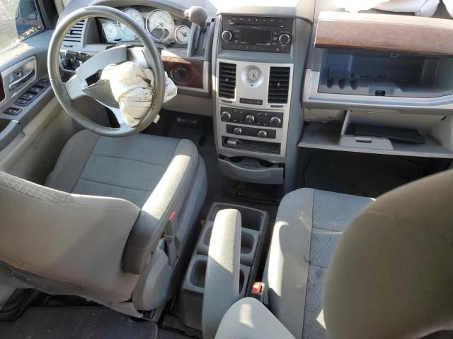 2010 Chrysler Town & Country Touring