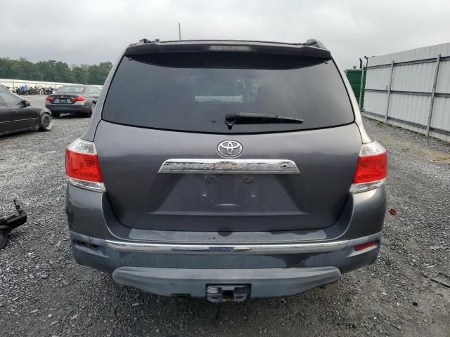 2013 Toyota Highlander Base