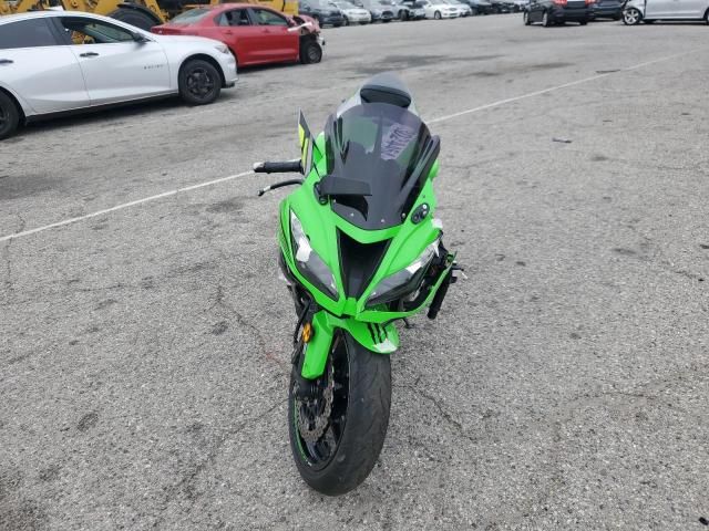 2018 Kawasaki ZX636 E