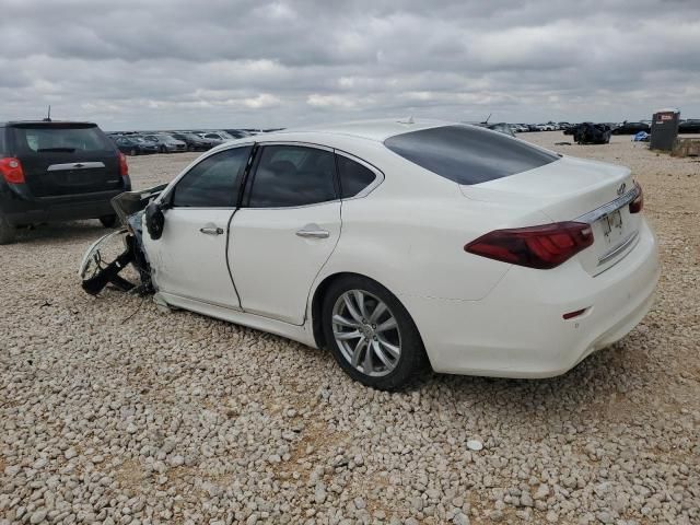 2015 Infiniti Q70 3.7