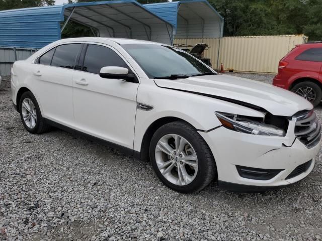 2016 Ford Taurus SEL