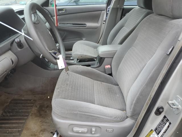 2005 Toyota Camry LE