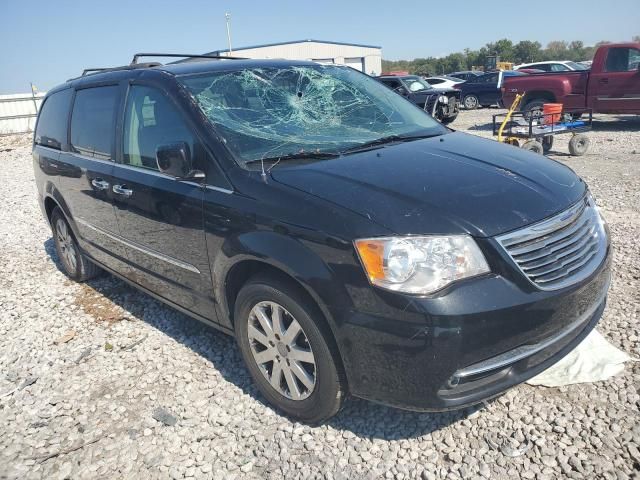 2016 Chrysler Town & Country Touring