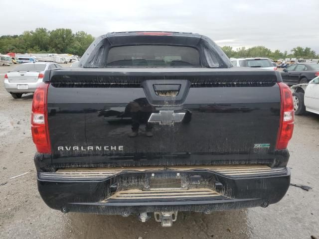 2011 Chevrolet Avalanche LS