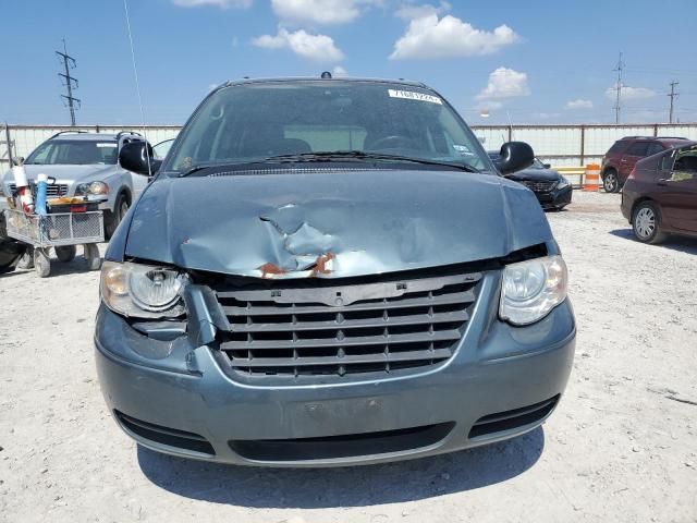 2005 Chrysler Town & Country Touring