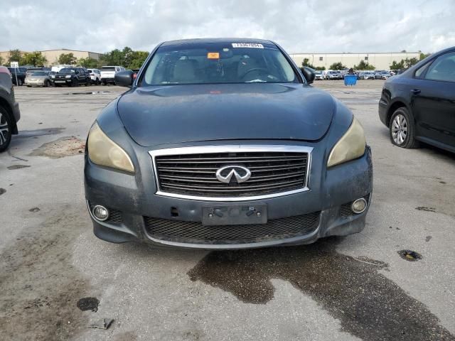 2011 Infiniti M56