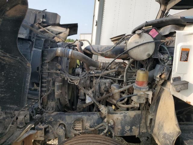 2007 Mack 600 CHN600