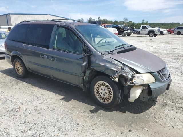 2003 Chrysler Town & Country LX