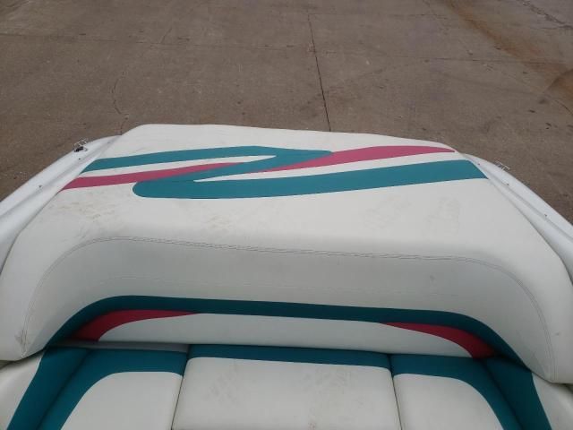 1998 Baja Boat