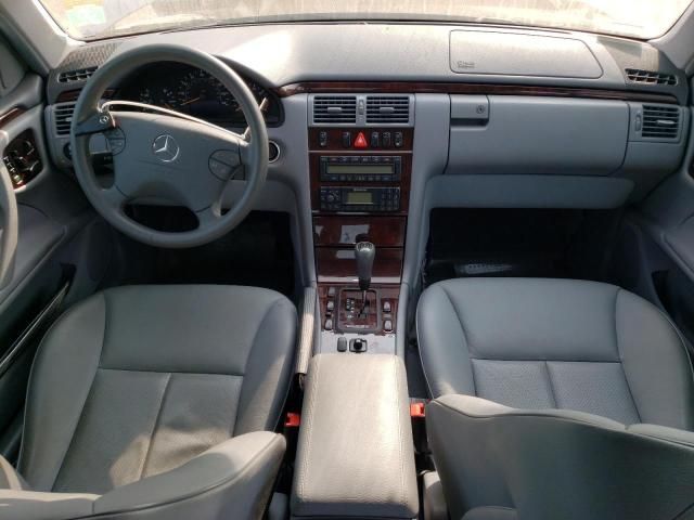 2000 Mercedes-Benz E 320