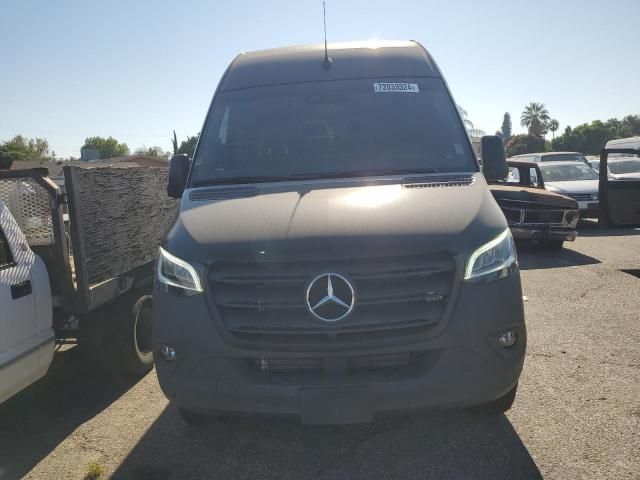 2023 Mercedes-Benz Sprinter 2500