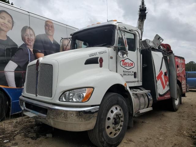 2021 Kenworth Construction T270