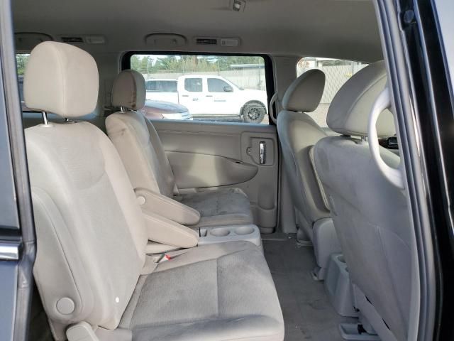 2014 Nissan Quest S