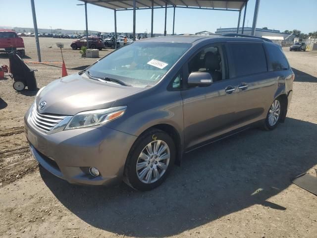 2015 Toyota Sienna XLE