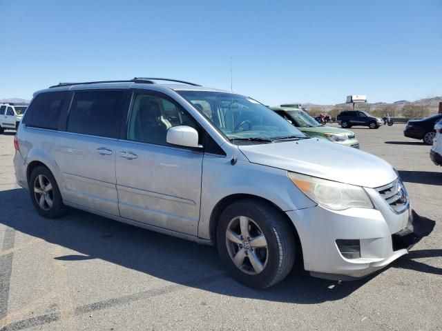 2009 Volkswagen Routan SE