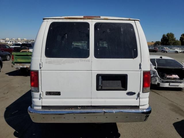 1999 Ford Econoline E350 Super Duty Wagon