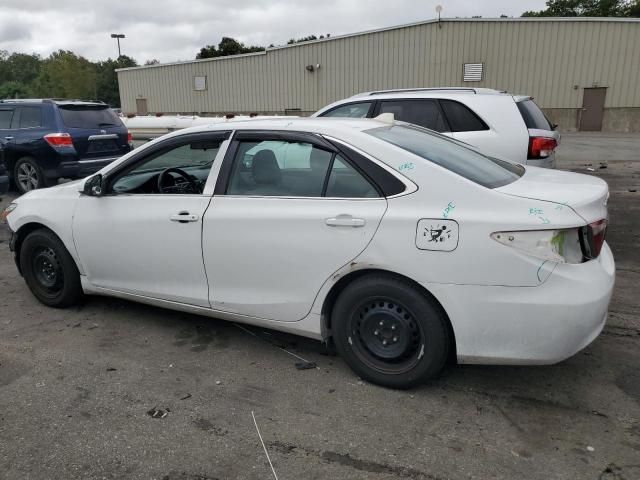 2015 Toyota Camry Hybrid