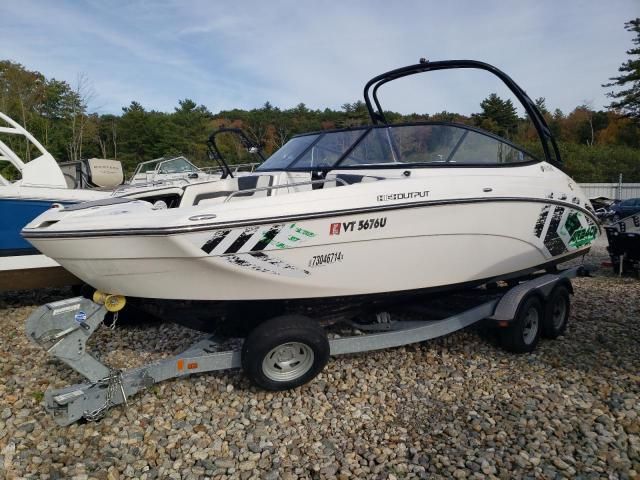 2016 Yamaha Boat