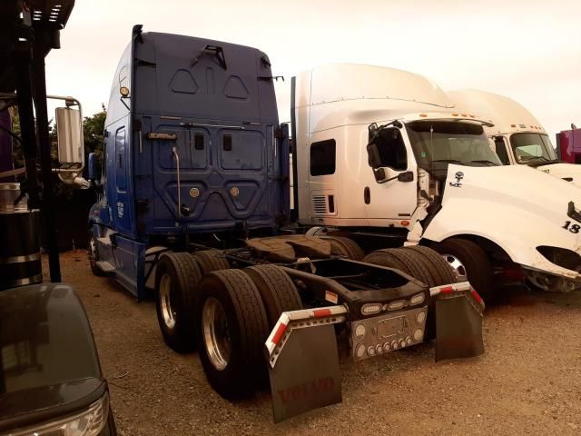 2014 Freightliner Cascadia 125