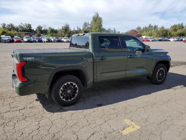 2022 Toyota Tundra Crewmax SR