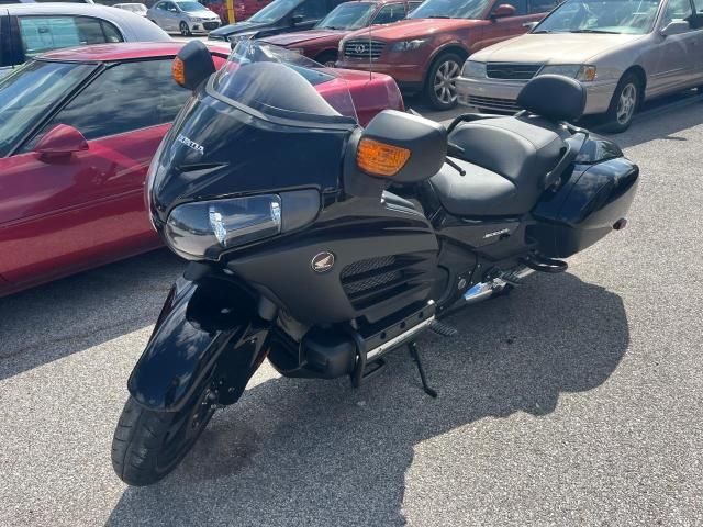 2013 Honda GL1800 B