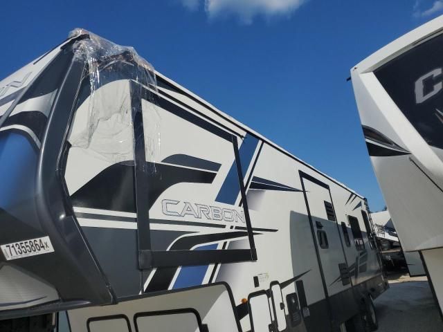 2022 5th Wheel Trailer