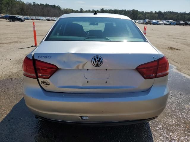 2013 Volkswagen Passat SE