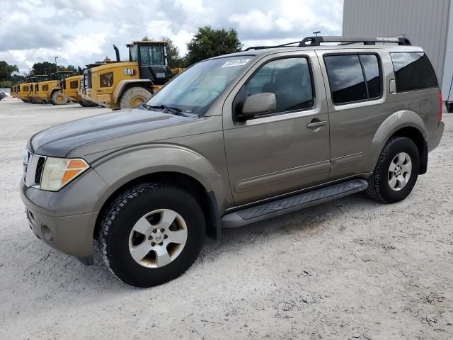 2007 Nissan Pathfinder LE