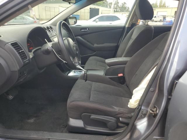 2010 Nissan Altima Base