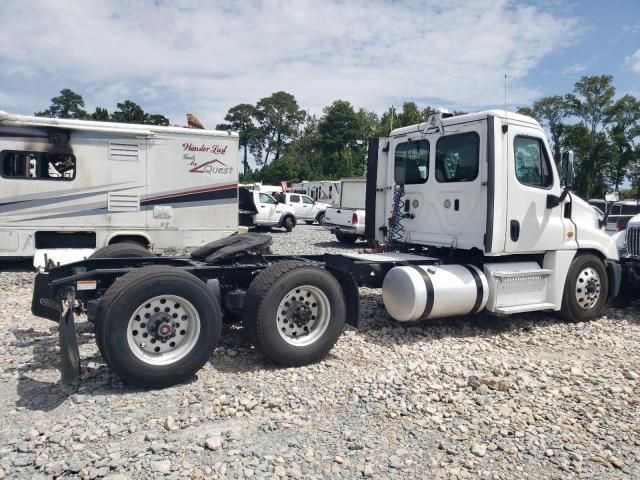 2019 Freightliner Cascadia 125