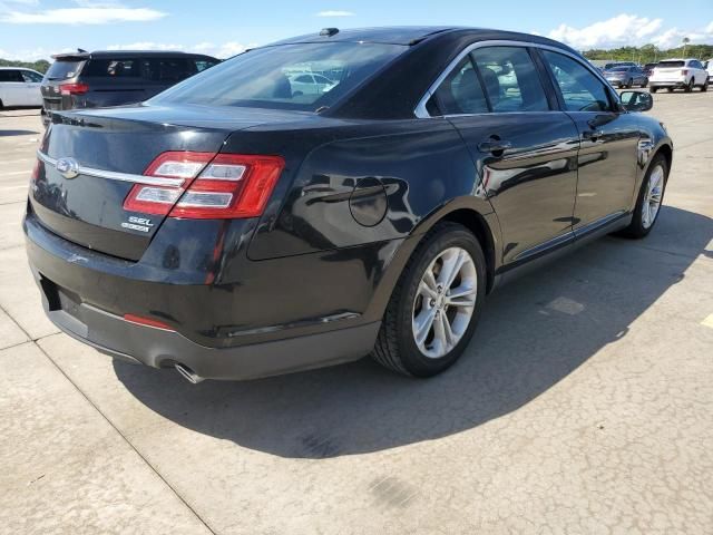 2016 Ford Taurus SEL