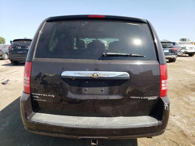 2010 Chrysler Town & Country Touring Plus