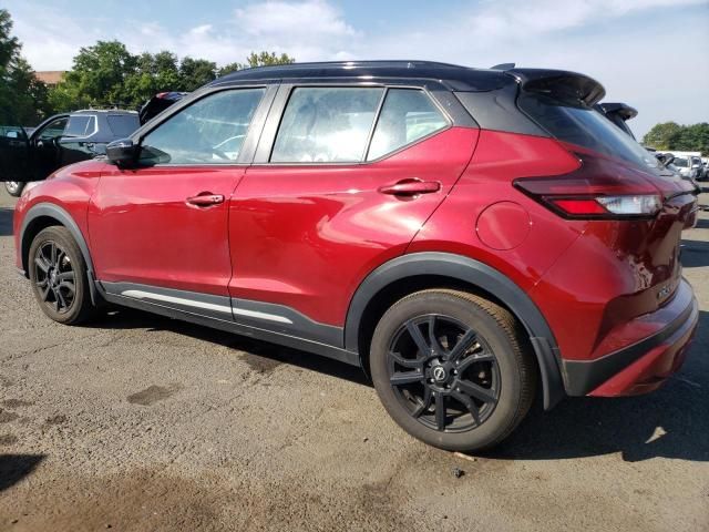 2022 Nissan Kicks SR